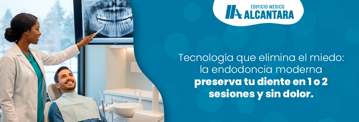 Especialista le Comenta a su Paciente Cuántas Sesiones se Necesitan para una Endodoncia