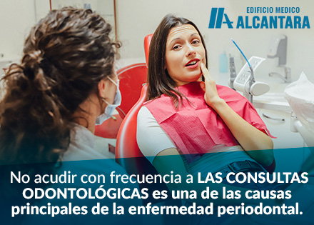 Mujer en Consulta Aprende Cmo Prevenir la Enfermedad Periodontal