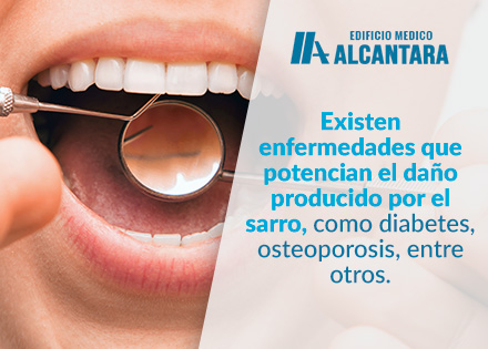 Mujer en Consulta Aprende Cmo Prevenir la Enfermedad Periodontal